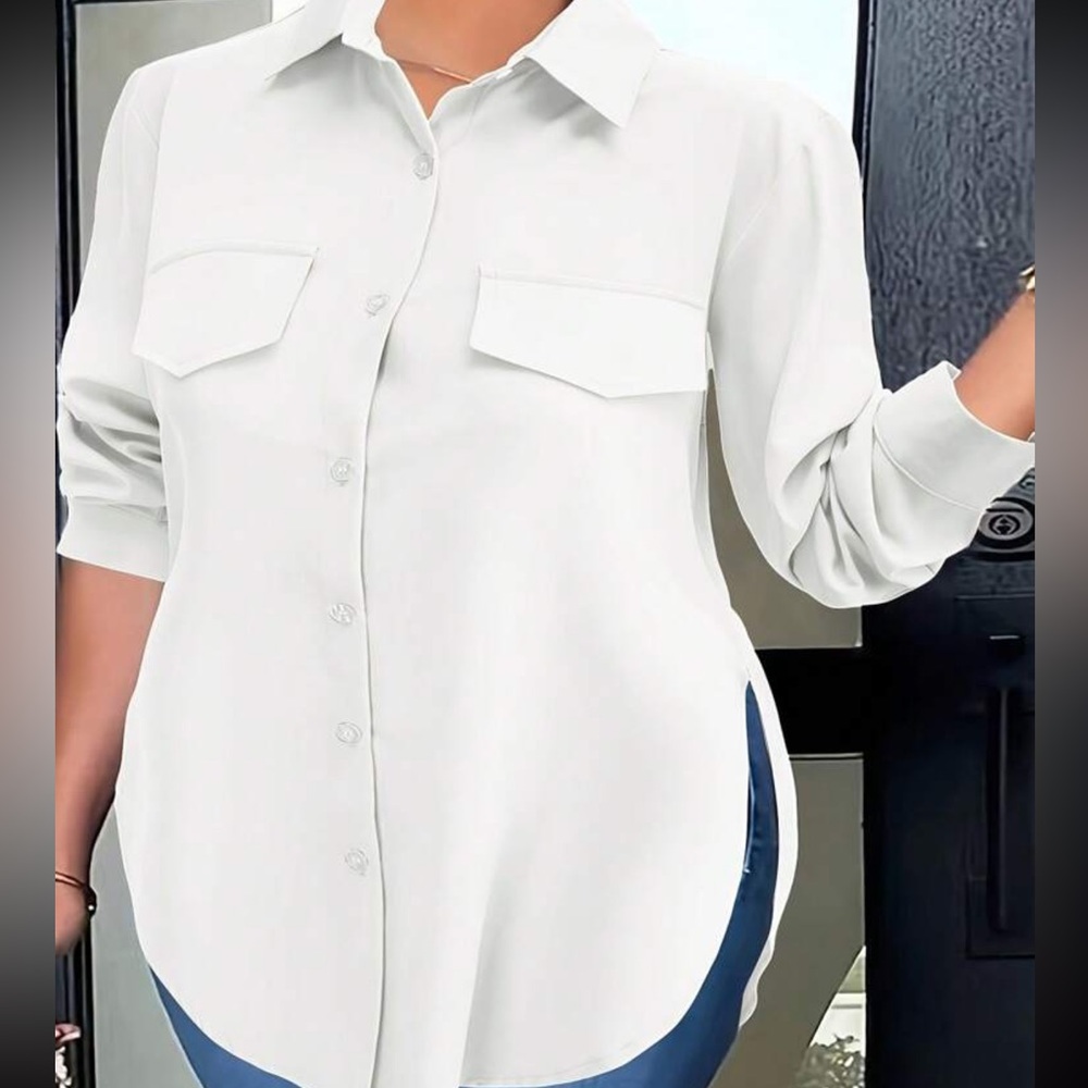 PLUS SIZE SOLID COLOR SIDE SLIT SHIRT